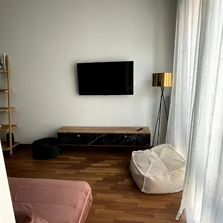 Welkhom Bocconi 1-bdr Apartman *